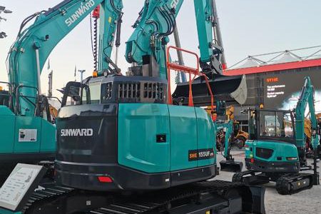 Neu SUNWARD BAUMASCHINEN